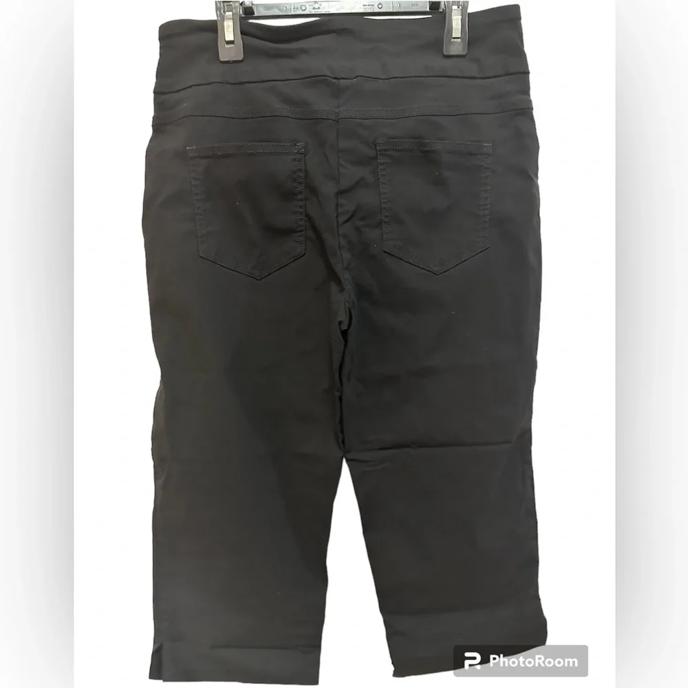 BLACK CAPRI SIZE 10 - Picture 2 of 4